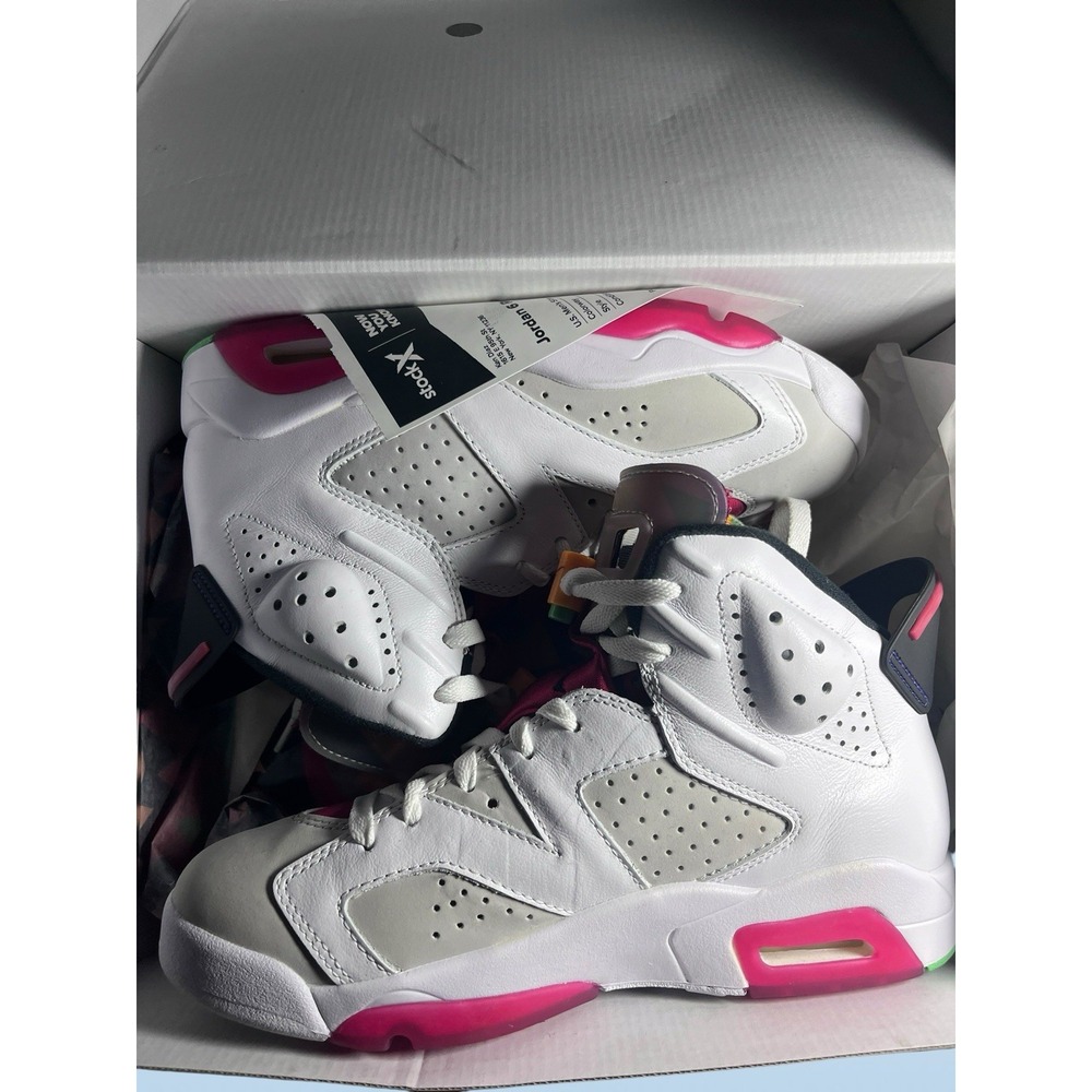 Nike Air Jordan 6 Retro Hare GS White Hyper Pink Green 384665-114 Size 7Y